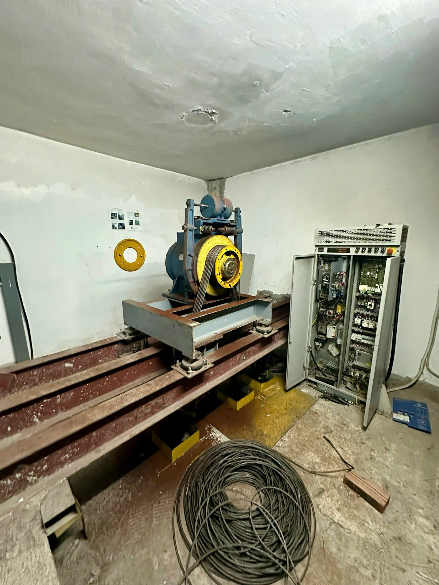 Thay Thế Thiết Bị